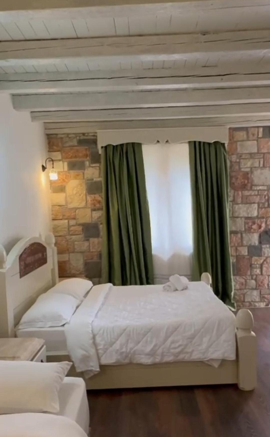 Hotel Sarajet E Pashait 1 Dhërmi 外观 照片